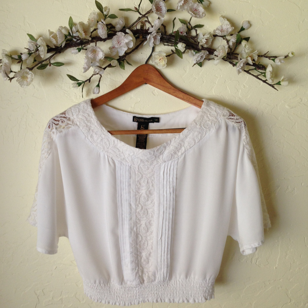 GRASS Collection White/Ivory Lace Boho Crop Top